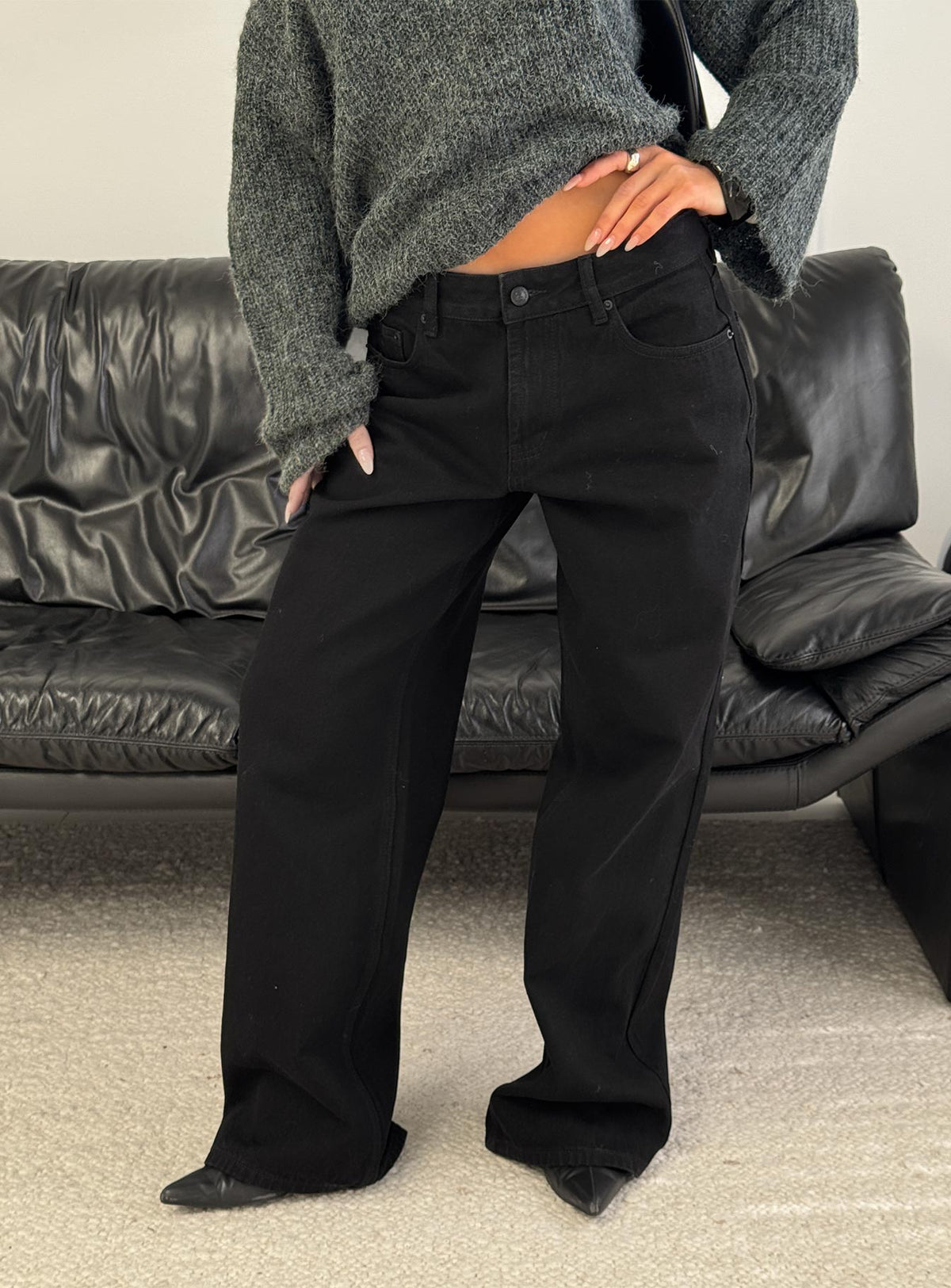 Serenitia Mid Rise Relaxed Jeans Jet Black
