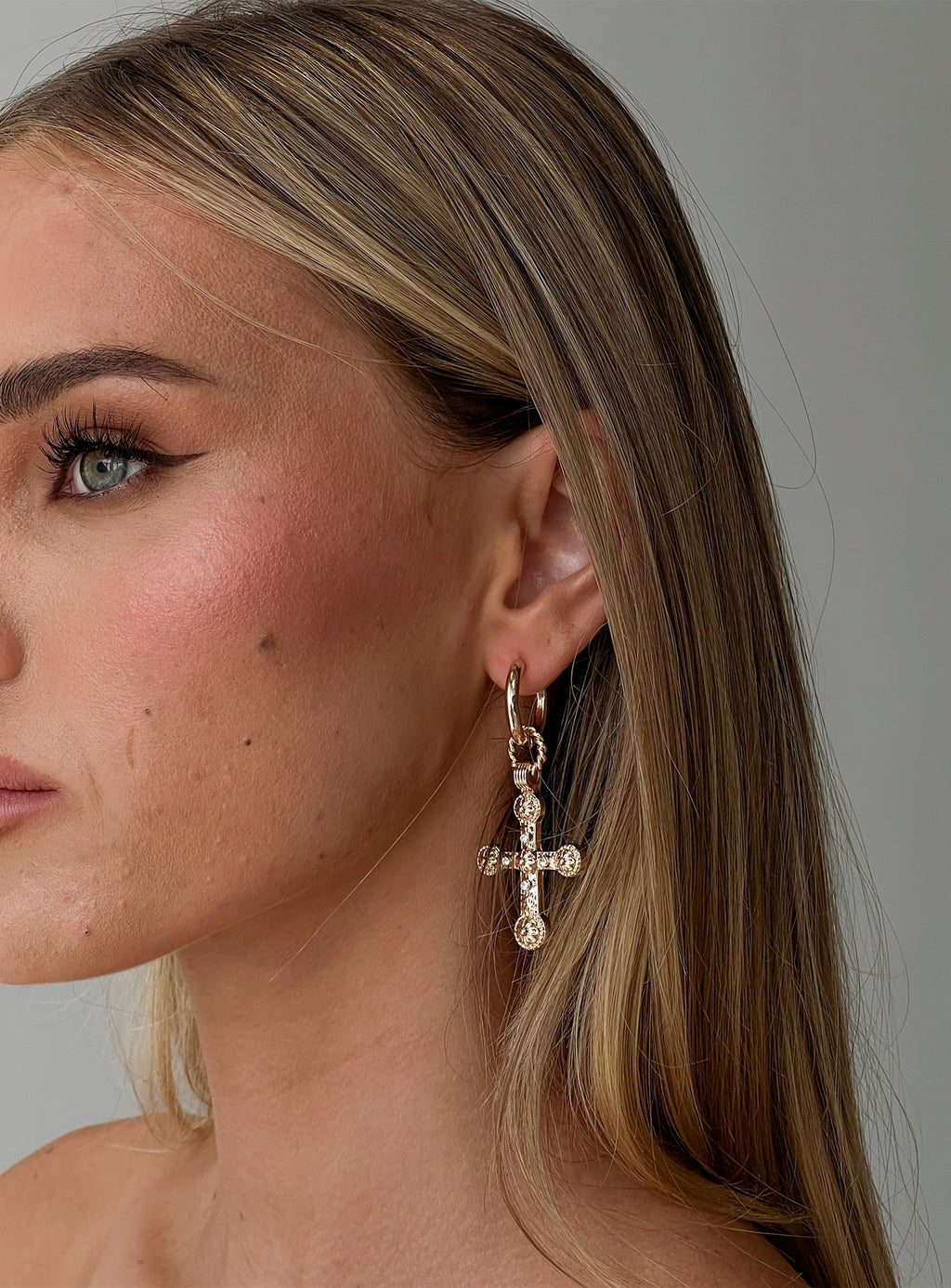 Captivated Earrings Gold