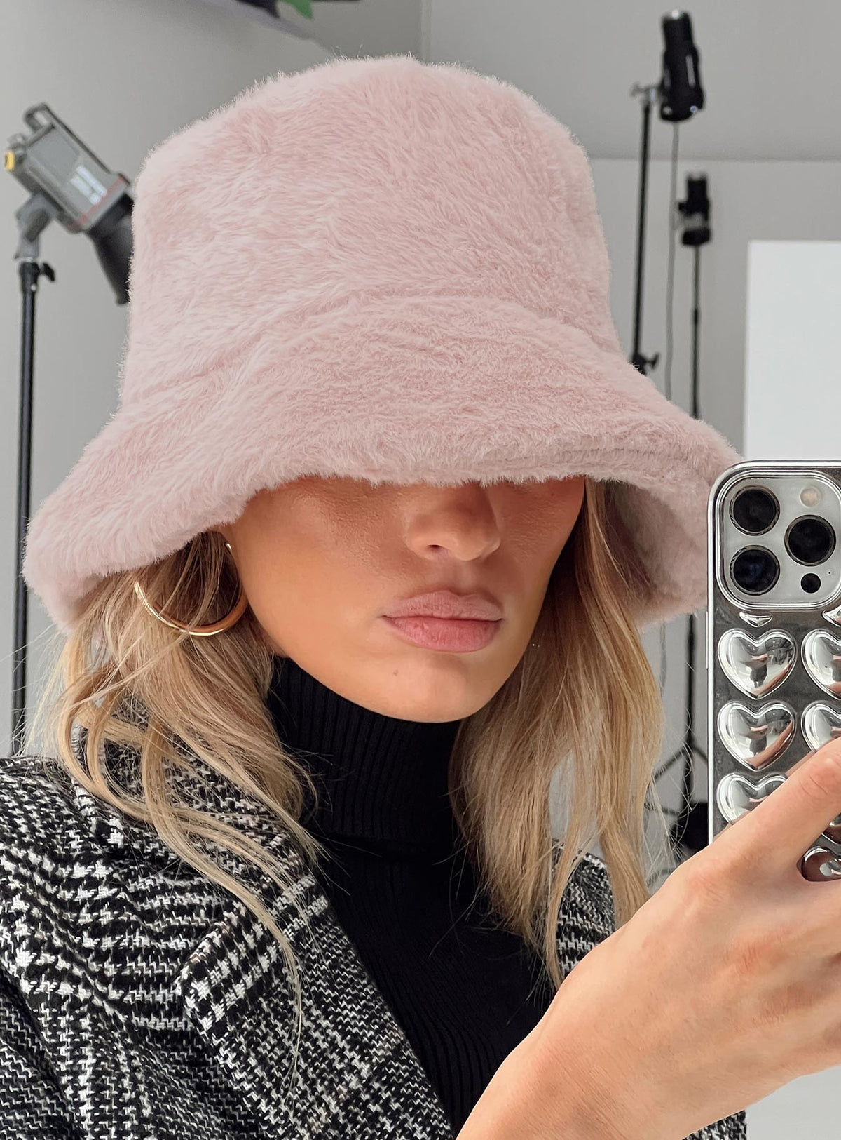 Theo Plush Bucket Hat Blush