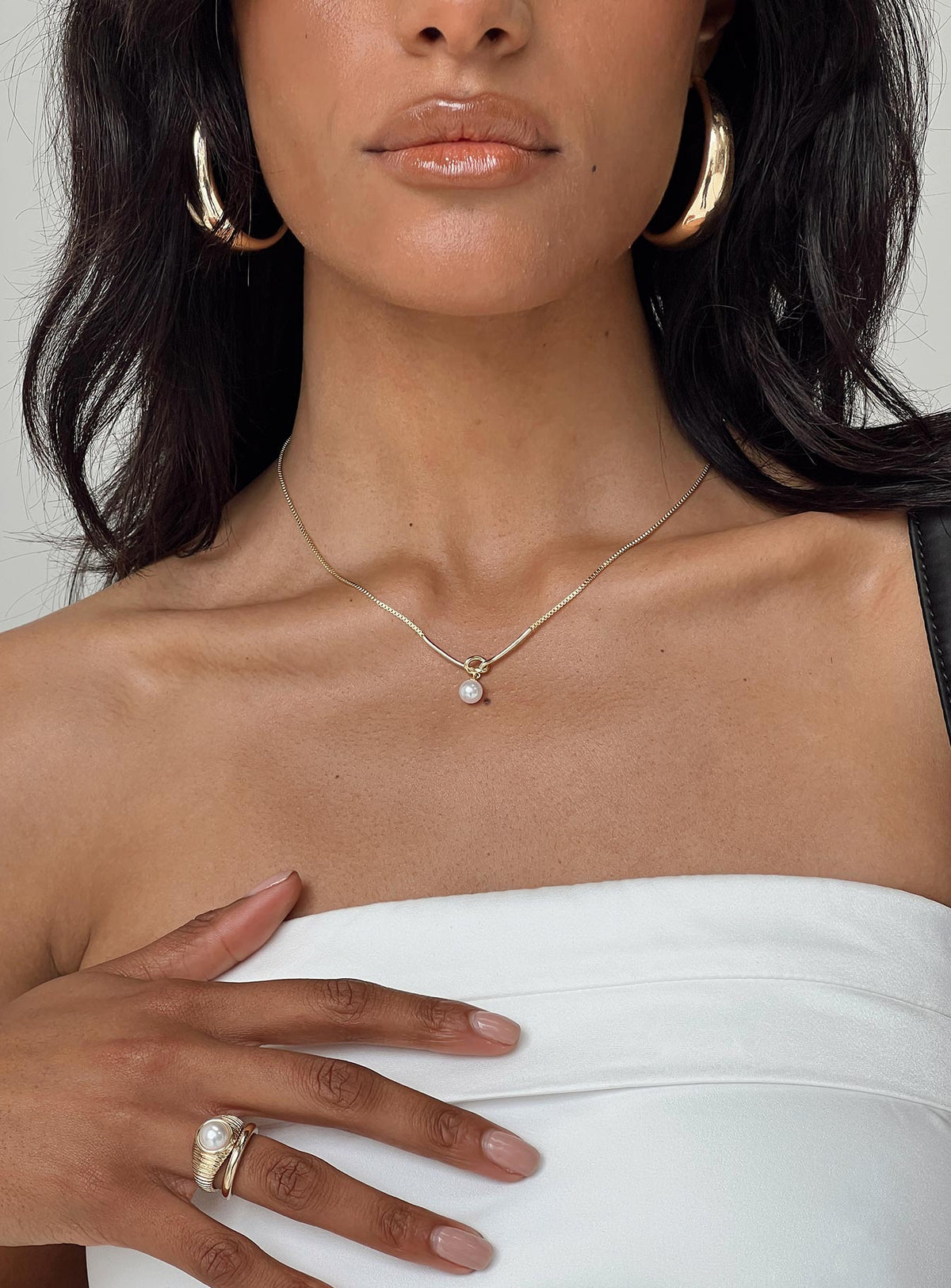 Dais Necklace Gold