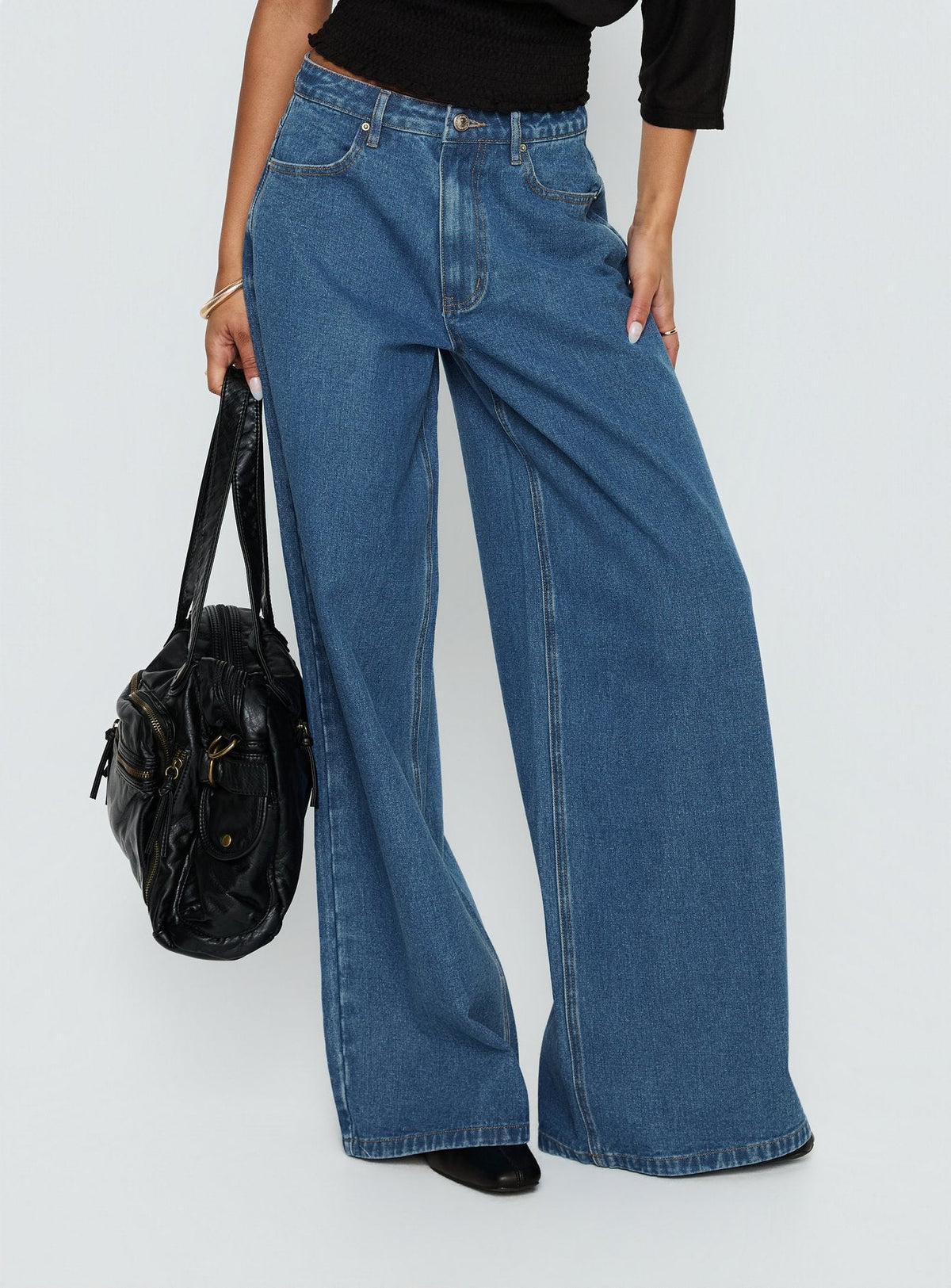 Naylor Mid Rise Wide Leg Jeans Mid Blue Wash