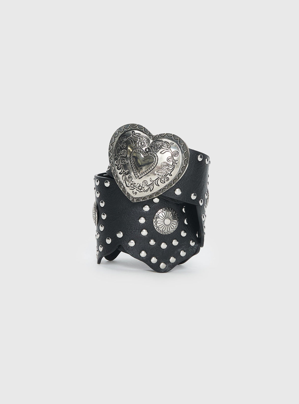Outta Town Heart Buckle Belt Black / Silver