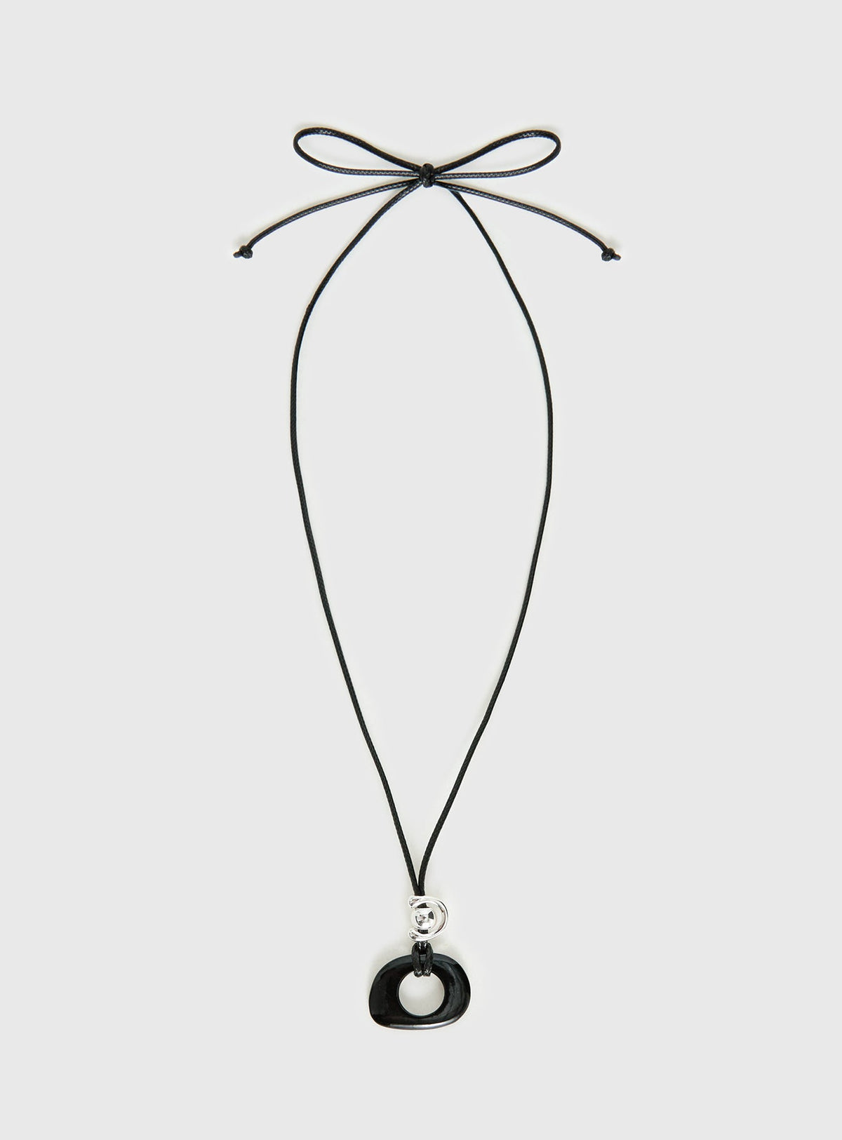 Static Romance Pendant Necklace Black