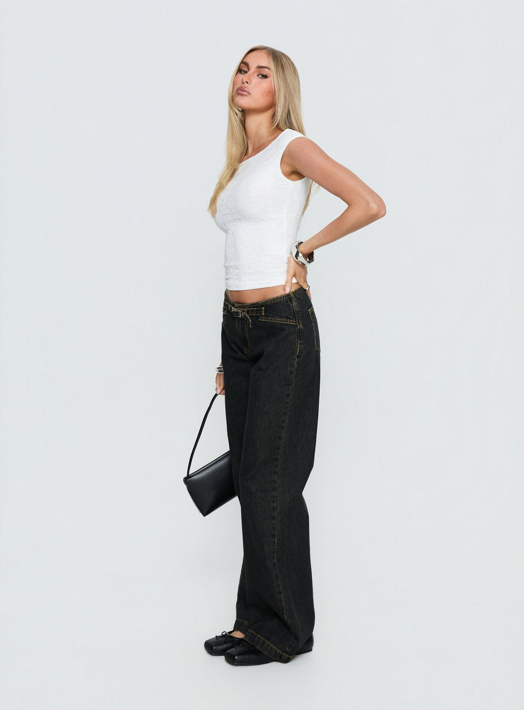 Slow Ride Mid Rise Bootleg Belted Jeans Grunge Wash