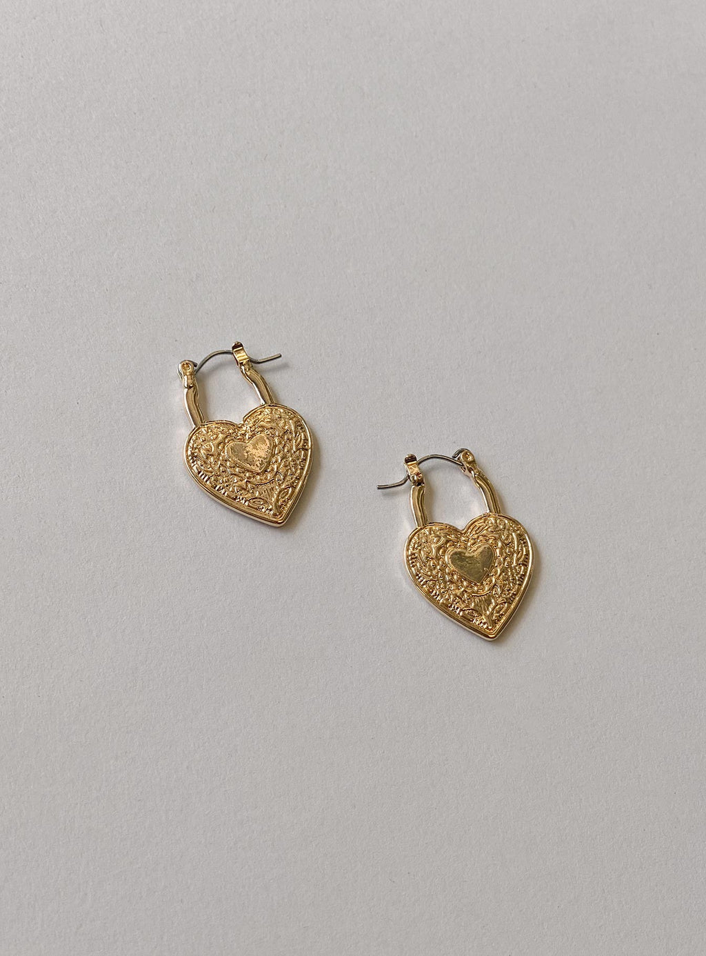 Classic Moments Earrings Gold