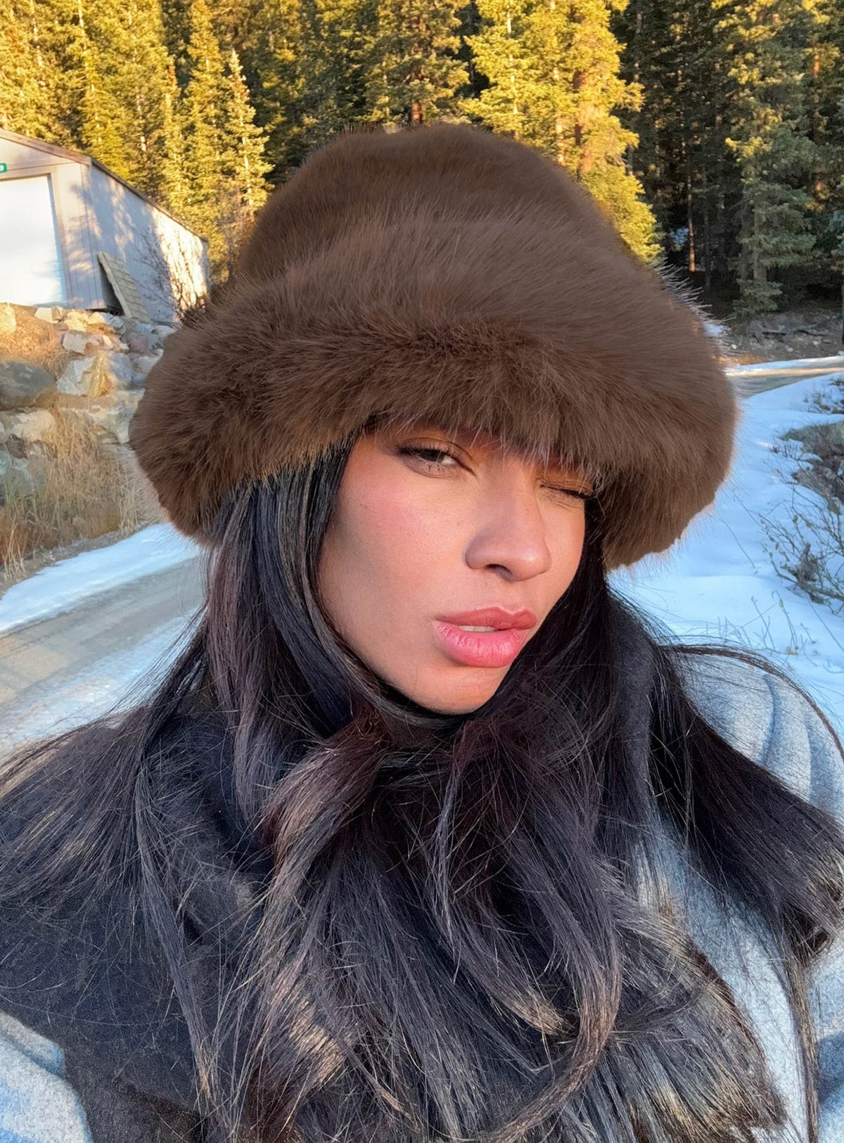 Avaah Fluffy Hat Taupe