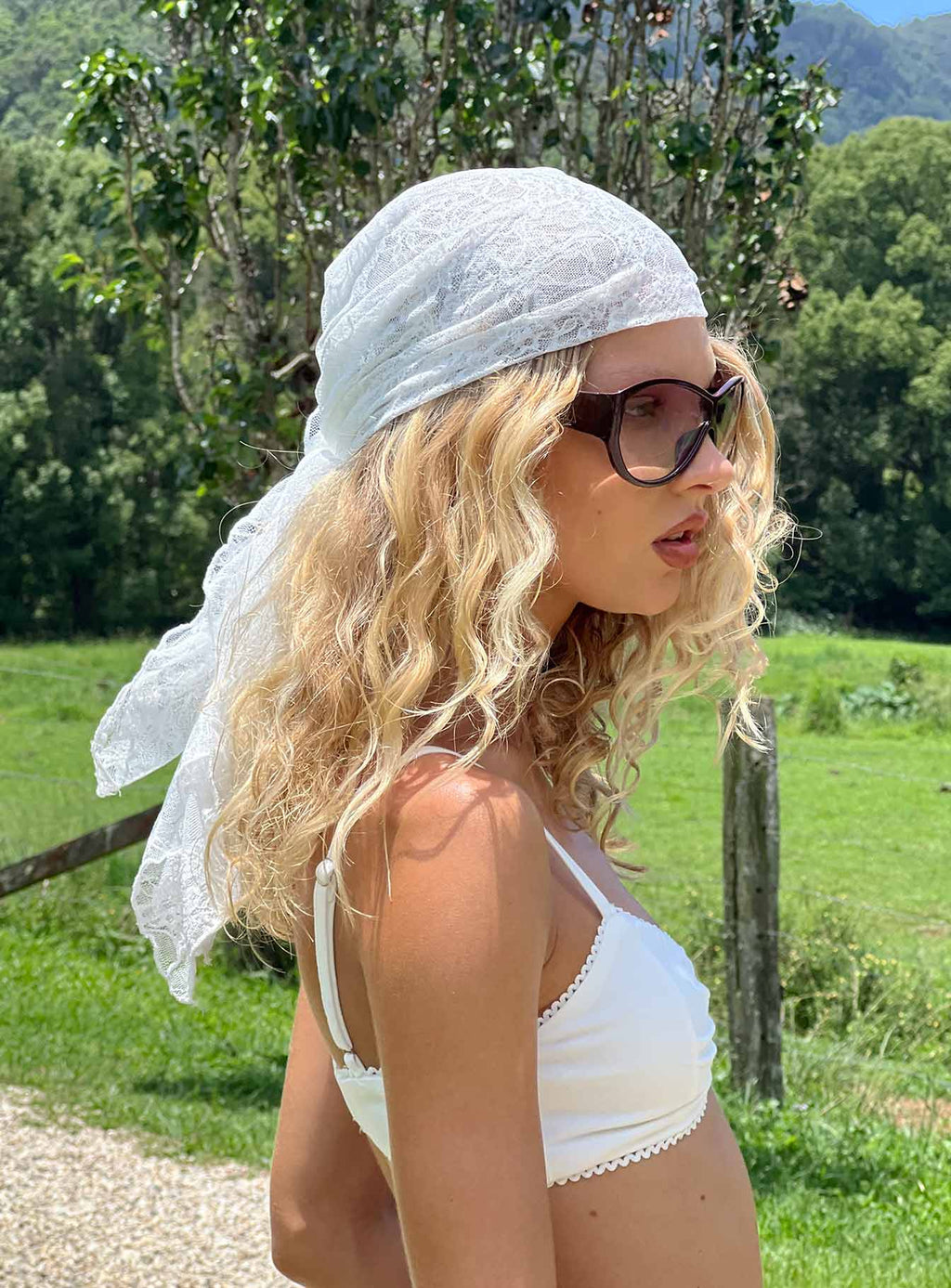 Nellie Scarf White Lace